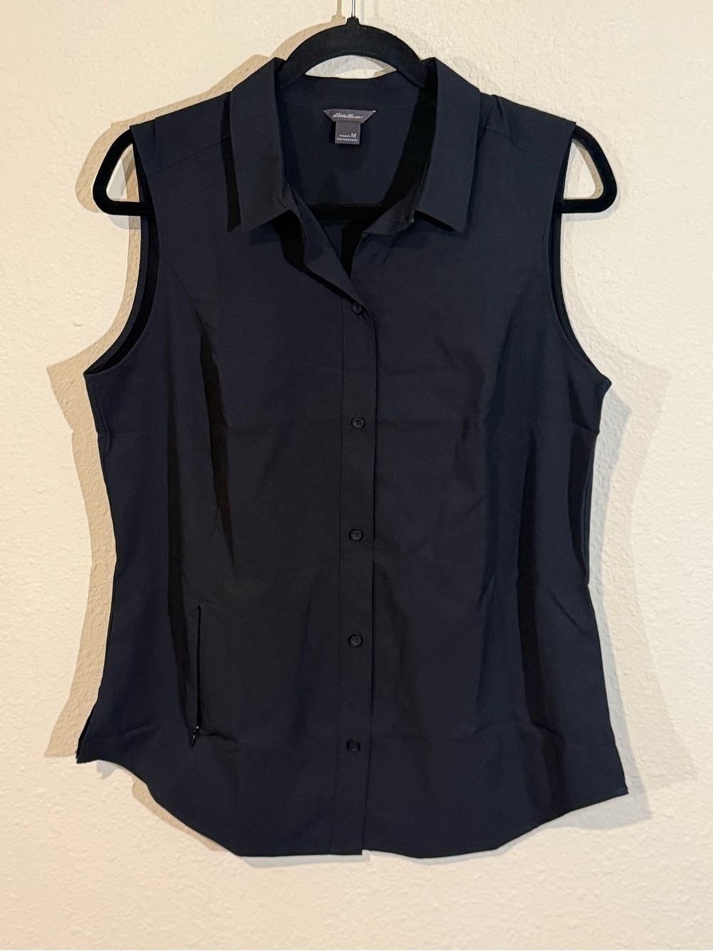 Eddie Bauer Sleeveless Button-Down Shirt - Black